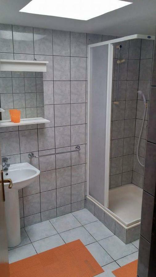 Ferienwohnung Apartman Duje Petrčane Exterior foto